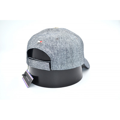 Дитяча бейсболка трекер Classic Tommy Hilfiger 53-55 см KE T1730-122 Світло-сіра Дитяча бейсболка трекер Classic Tommy Hilfiger 53-55 см KE T1730-122 Світло-сіра